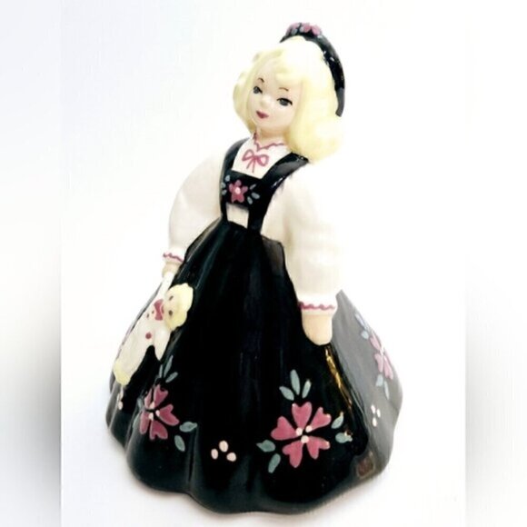 Vintage Squire Ceramics Figurine Girl with Doll โ Zaida โ California Pottery - Picture 2 of 15